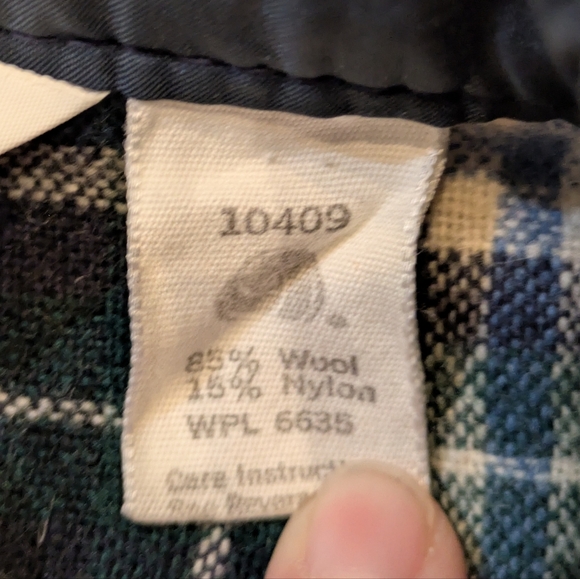 Vintage Woolrich Woman's Wool Button Down Shirt Blue Tartan Plaid USA Wool Sz 12 - Picture 11 of 16